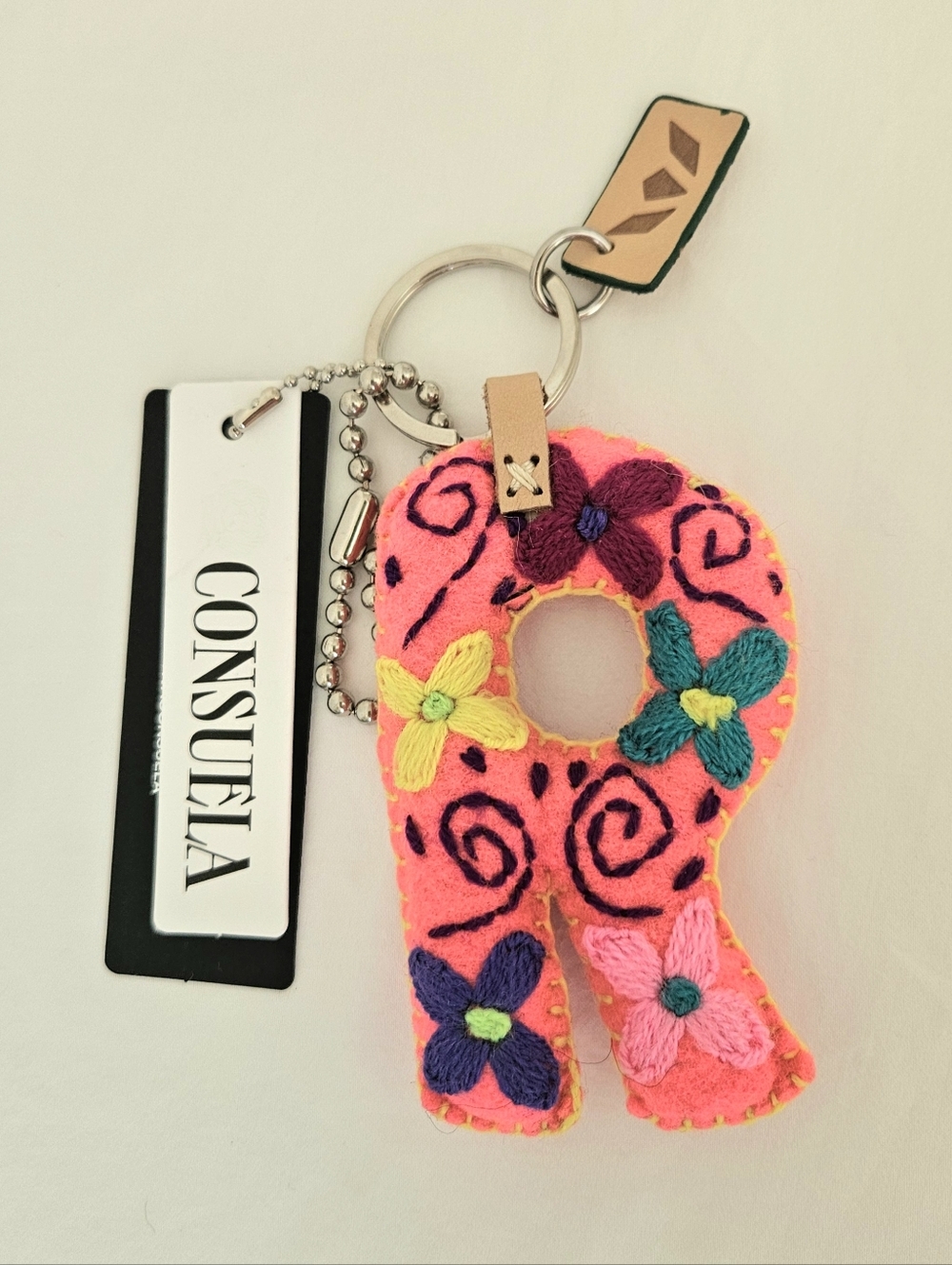 CONSUELA Pink felt alphabet charm "R"